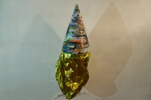Intervention 145 - Flieg mich zum Mond (ich versteht die Welt nicht mehr)(ca.180x60x60)