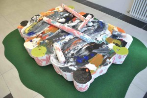 Intervention 148_Indefinable patch with elongated forms (180 x138x20cm)_small