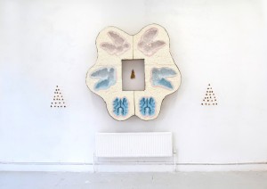 Intervention 179_About walnuts, brains, computers and rockets (size variable) 2